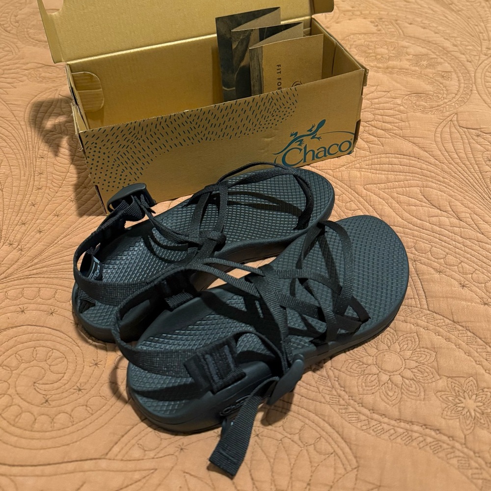 NEW Chaco Black Strappy Sandals